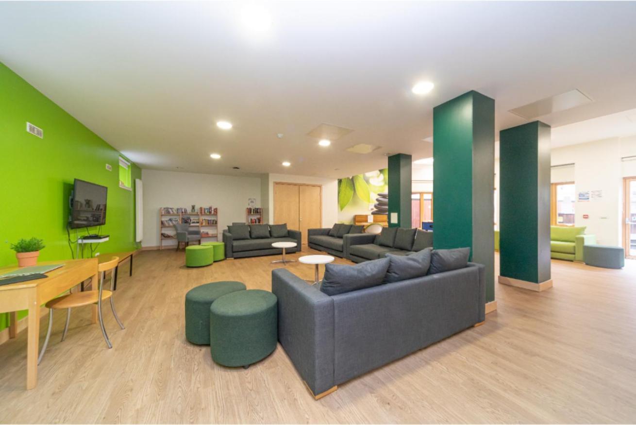 Апартаменты Joivy Affordable 3,4,5 And 12 Bed Private Flats Next To Royal Mile (Adults Only) Эдинбург Экстерьер фото