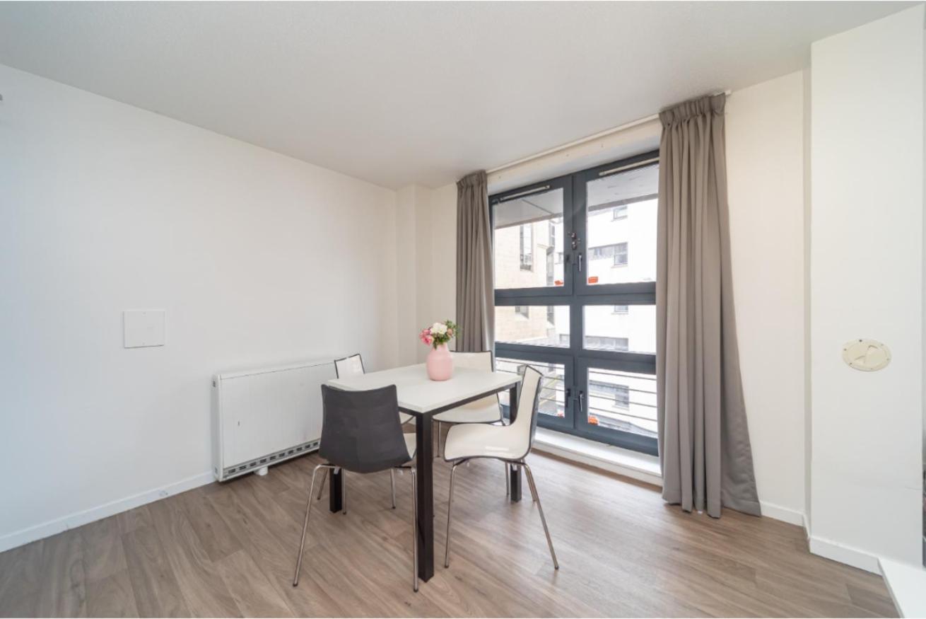 Апартаменты Joivy Affordable 3,4,5 And 12 Bed Private Flats Next To Royal Mile (Adults Only) Эдинбург Экстерьер фото