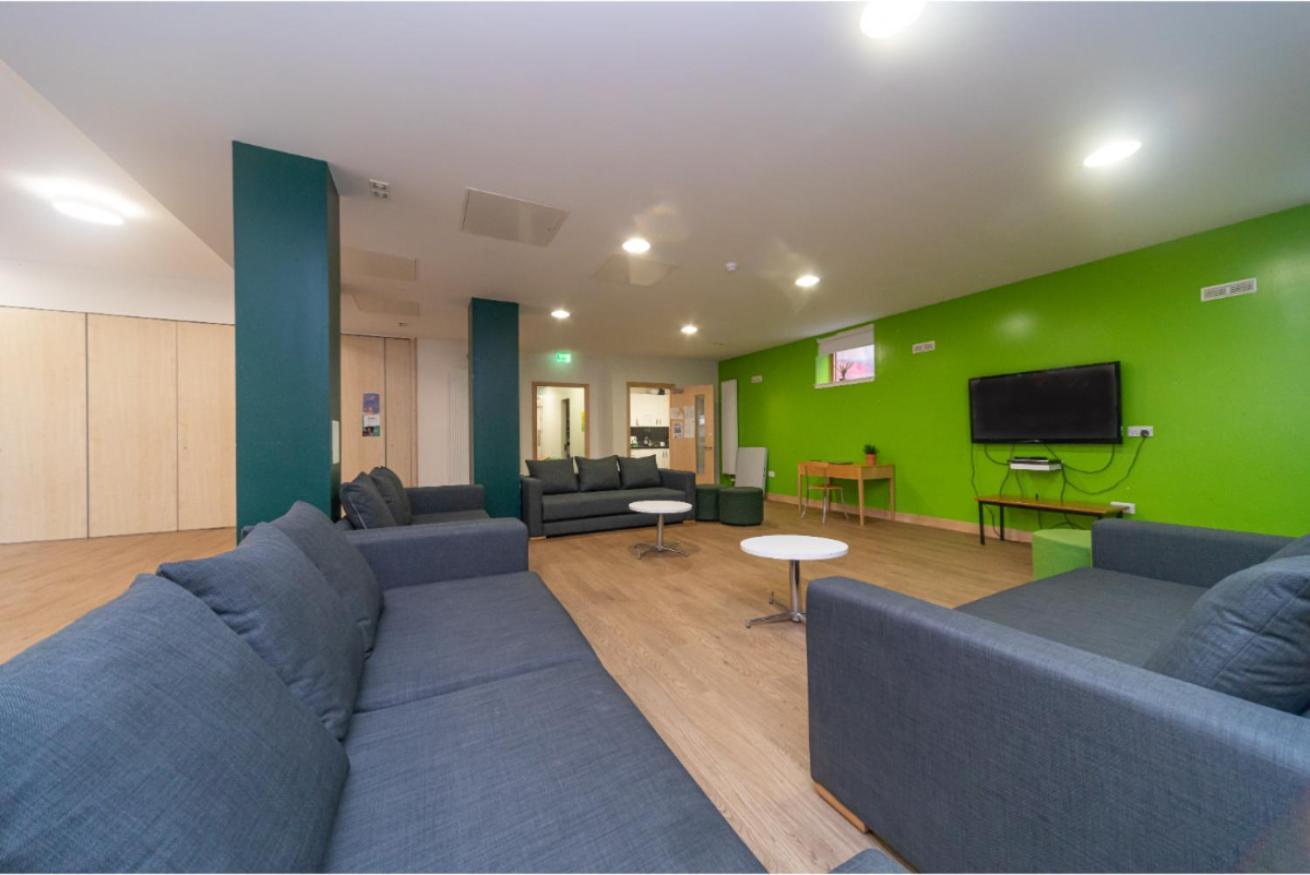 Апартаменты Joivy Affordable 3,4,5 And 12 Bed Private Flats Next To Royal Mile (Adults Only) Эдинбург Экстерьер фото